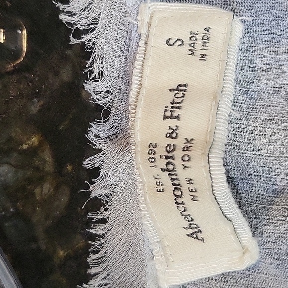 BLUE Beaded Abercrombie & Fitch Sheer Top Size Small - Picture 6 of 6